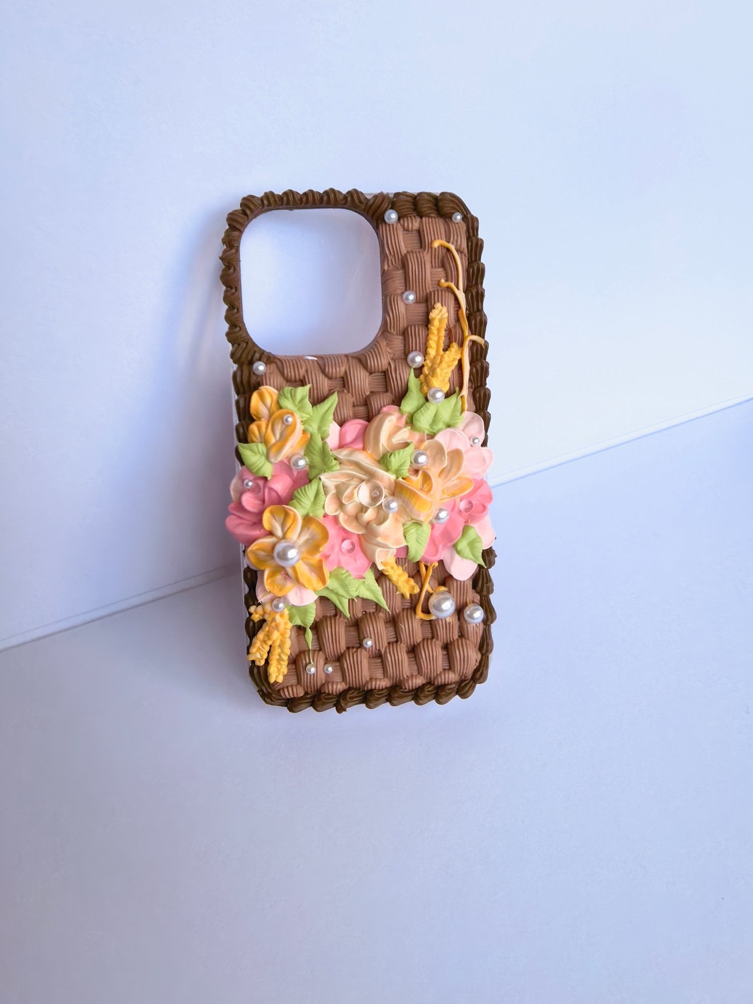 Gardenia Bloom Cream Glue Floral Phone Case For All Phone Models - Moonlit Shells
